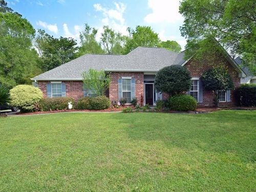 630 Stonewood Dr, Covington, LA 70433-5839