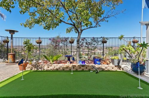 1185 Parkview Dr, Oceanside, CA 92057-1963
