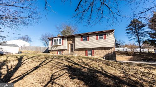 2722 Baltimore Pike, Hanover, PA 17331-8456