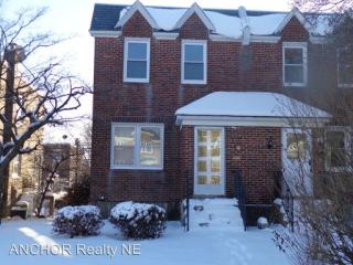 1110 Unruh Ave, Philadelphia PA  19111-4938 exterior