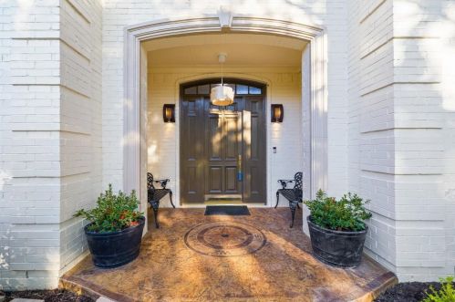 3920 Dove Creek Ln, Plano TX  75093-7541 exterior