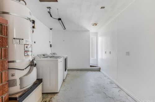 7548 Sundance Dr, Riverside CA  92509-5420 exterior