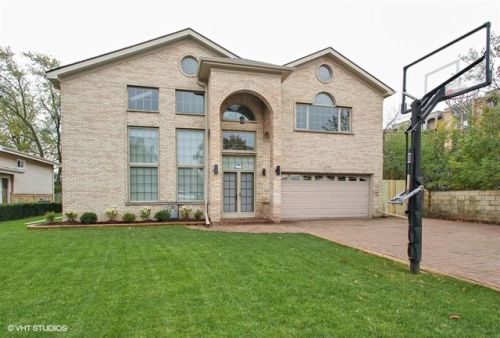 2529 Victor Ave, Glenview, IL 60025-4850