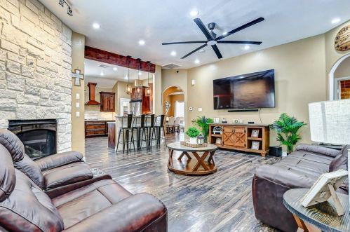 11028 San Jacinto Dr, Morgans Point TX 77571-9533 exterior