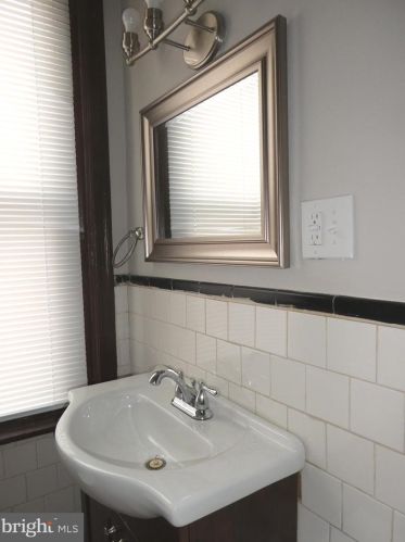 164 61st St, Philadelphia PA  19139-3042 exterior