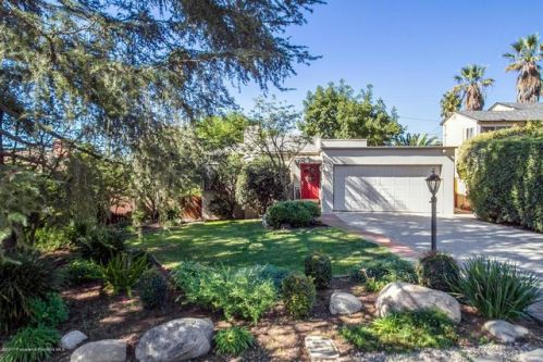 3285 Lake Ave, Altadena, CA 91001-1425