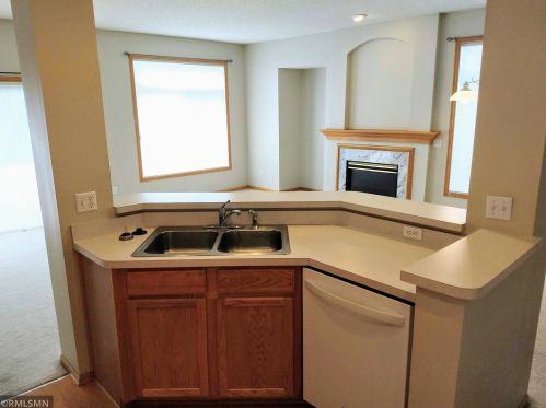 2386 Eagle Trace Ln, Saint Paul MN  55129-4285 exterior