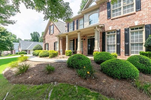 4020 Inman Park Ln, Buford, GA 30519-8908