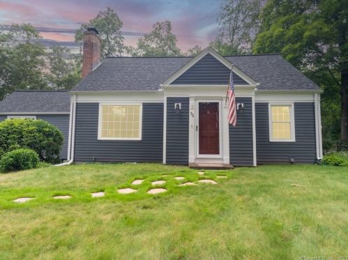 50 Spring Glen Dr, Granby, CT 06035-2622