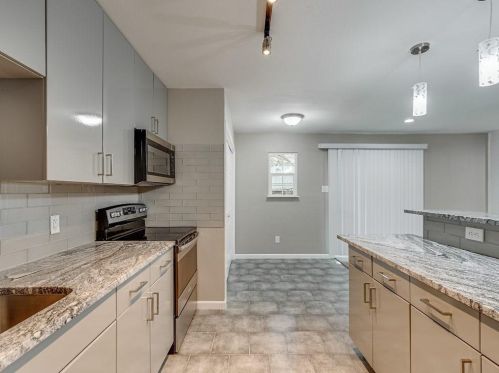 2920 Sierra Dr, Fort Worth TX  76116-3918 exterior