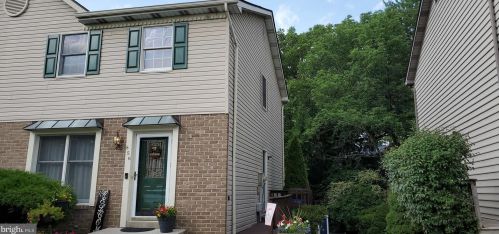 856 Mcallister St, Hanover, PA 17331-4139