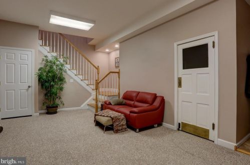 241 Cherry St, Lancaster PA  17602-2725 exterior