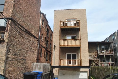 4216 Ashland Ave, Chicago, IL 60613-5736