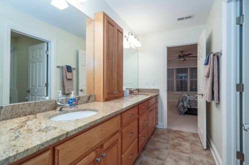 1425 Country Ln, Bannockburn IL  60015-4746 exterior