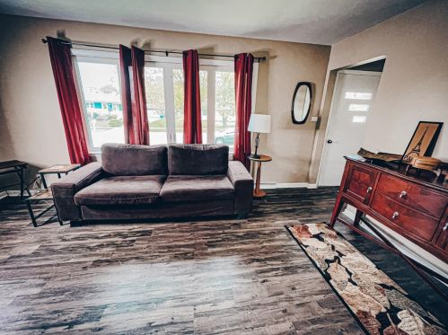 2933 98th St, Hammond IN  46322-3349 exterior