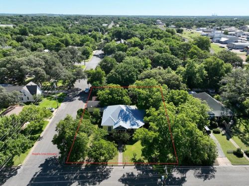 356 Monroe St, Halsted, TX 78945-2760