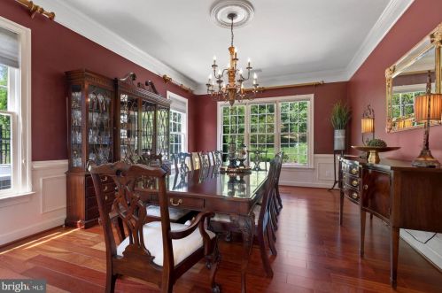 1500 Sandy Glenn Pl, Sandy Spring MD  20860-3007 exterior