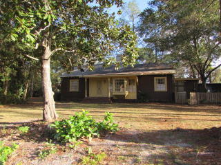 802 Fern St, Waycross, GA 31501-3215