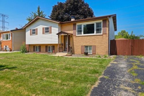 476 Cherry Hill Ct, Addison, IL 60101-4102