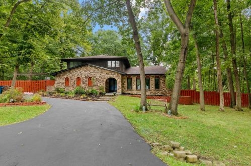 24307 Plum Valley Dr, Crete, IL 60417-2623