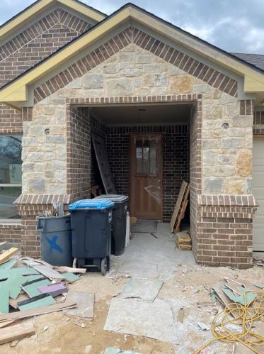 4928 Chapman St, Fort Worth, TX 76105-3703