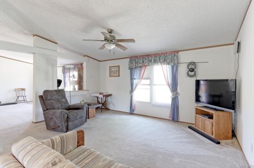 424 Zante Way, Aurora CO 80603-9792 exterior