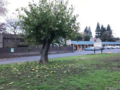728 1st Ave, Chico, CA 95926-8007