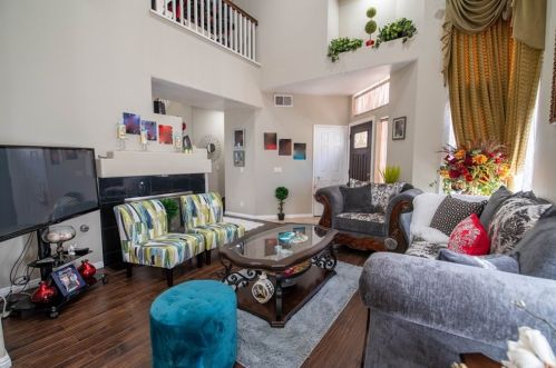 997 Dylan Way, Anaheim CA  92808-1519 exterior