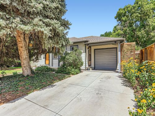 2890 Logan St, Englewood, CO 80113-1634