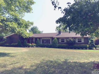 5125 Sterling Dr, Hickory, NC 28602-7436