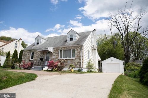 11021 Bustleton Ave, Philadelphia PA  19116-2807 exterior