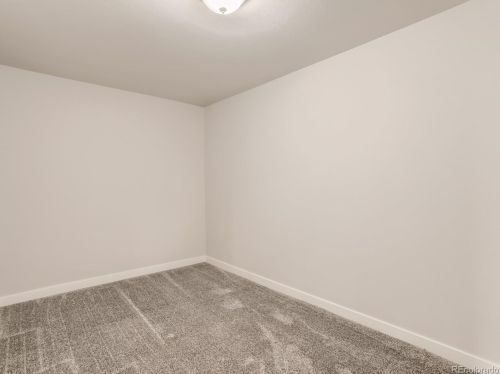 697 Evanston St, Aurora CO 80014-1543 exterior