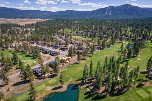10236 Valmont Trl, Truckee, CA 96161-2072