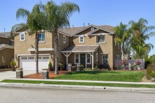 1975 Castlegate Ln, Redlands, CA 92374-1636