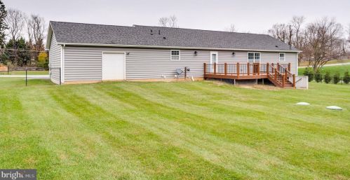 20 Nansfield Dr, Harpers Ferry WV 25425-3198 exterior