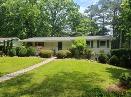 2155 Fairway Cir, Atlanta, GA 30331-7101