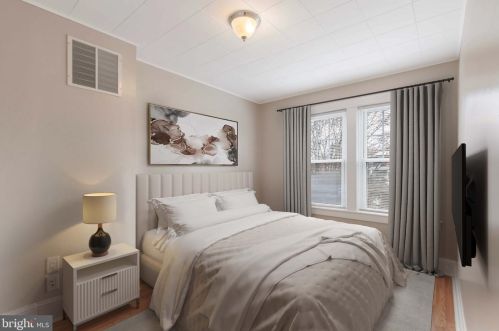 516 Ross St, Lancaster PA  17602-1946 exterior