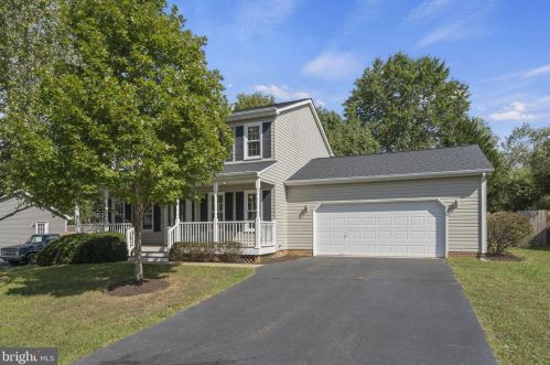 10003 Wellford Ct, Fredericksburg, VA 22407-4382