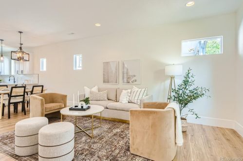 3427 Grant St, Englewood CO 80113-2611 exterior