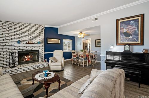 16975 Obsidian Dr, Riverside CA  92508-9407 exterior