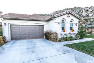 201 Janzen Way, Hemet, CA 92545-8875