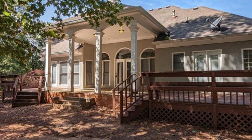1901 Lancaster Dr, Conyers GA  30013-6441 exterior