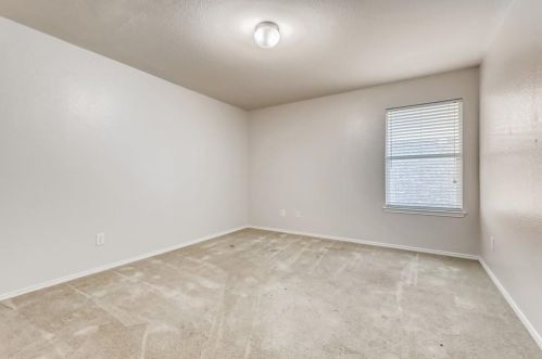 5704 Mountain Bluff Dr, Fort Worth TX  76179-7219 exterior