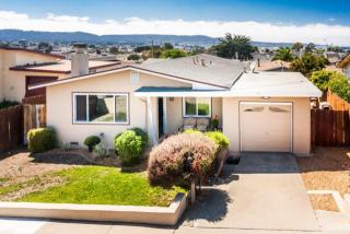1783 Darwin St, Seaside, CA 93955-3964