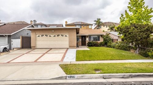 4206 Addington Dr, Anaheim CA  92807-2801 exterior