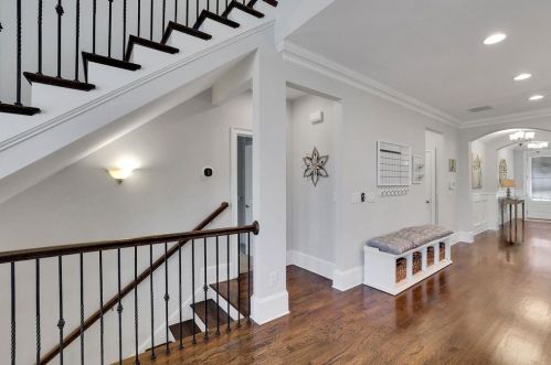 3573 Brookleigh Ln, Atlanta GA  30319-2219 exterior