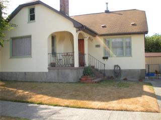 303 Silver St, Waunch Prairie, WA 98531-4014
