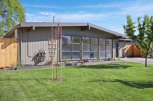 2365 Douglas Rd, Stockton, CA 95207-3332