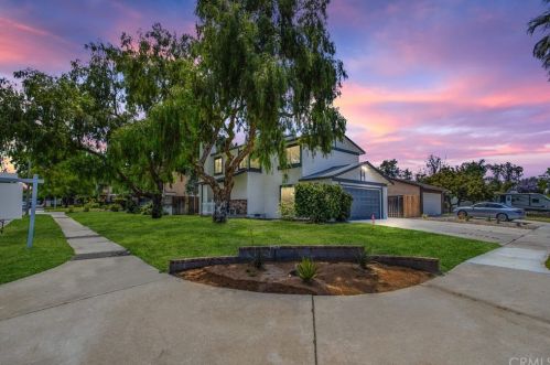 1318 Stillman Ave, Redlands, CA 92374-4008