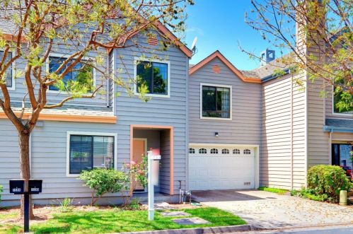 1590 Shanghai Cir, San Jose, CA 95131-2410